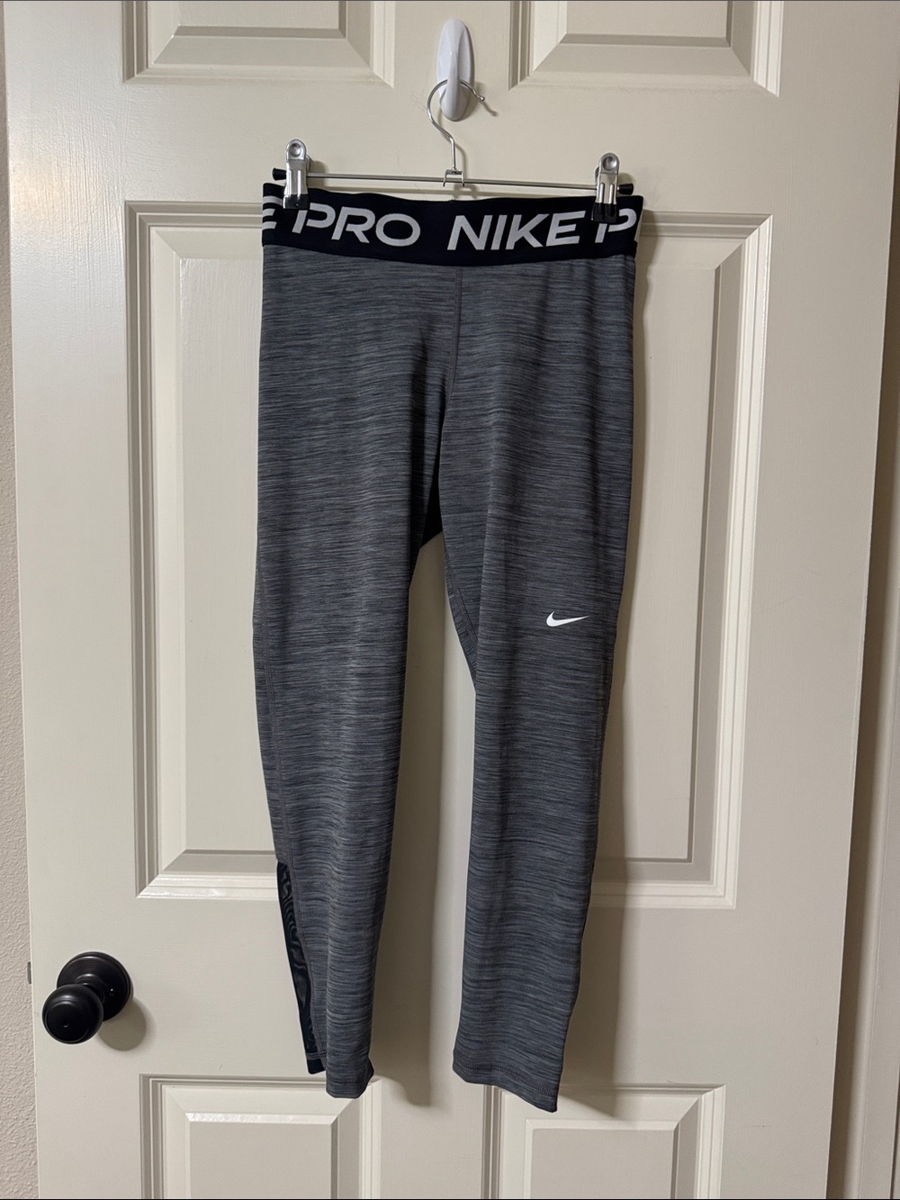 Nike Pro Gray Heathered Leggings with Black Waistband